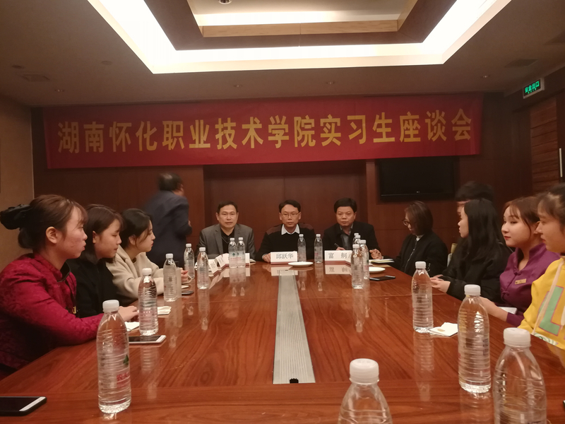 1511342713944069171.jpg 825909434998964707.jpg