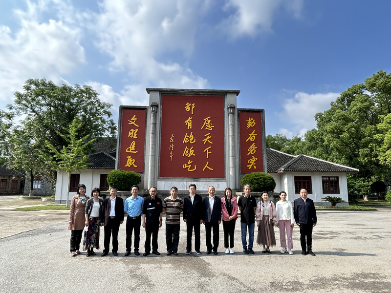 1683898703706089922.jpg fec7d1583f0a70cfbb45adbdbe4412d.jpg